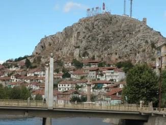 Turhal Kalesi
